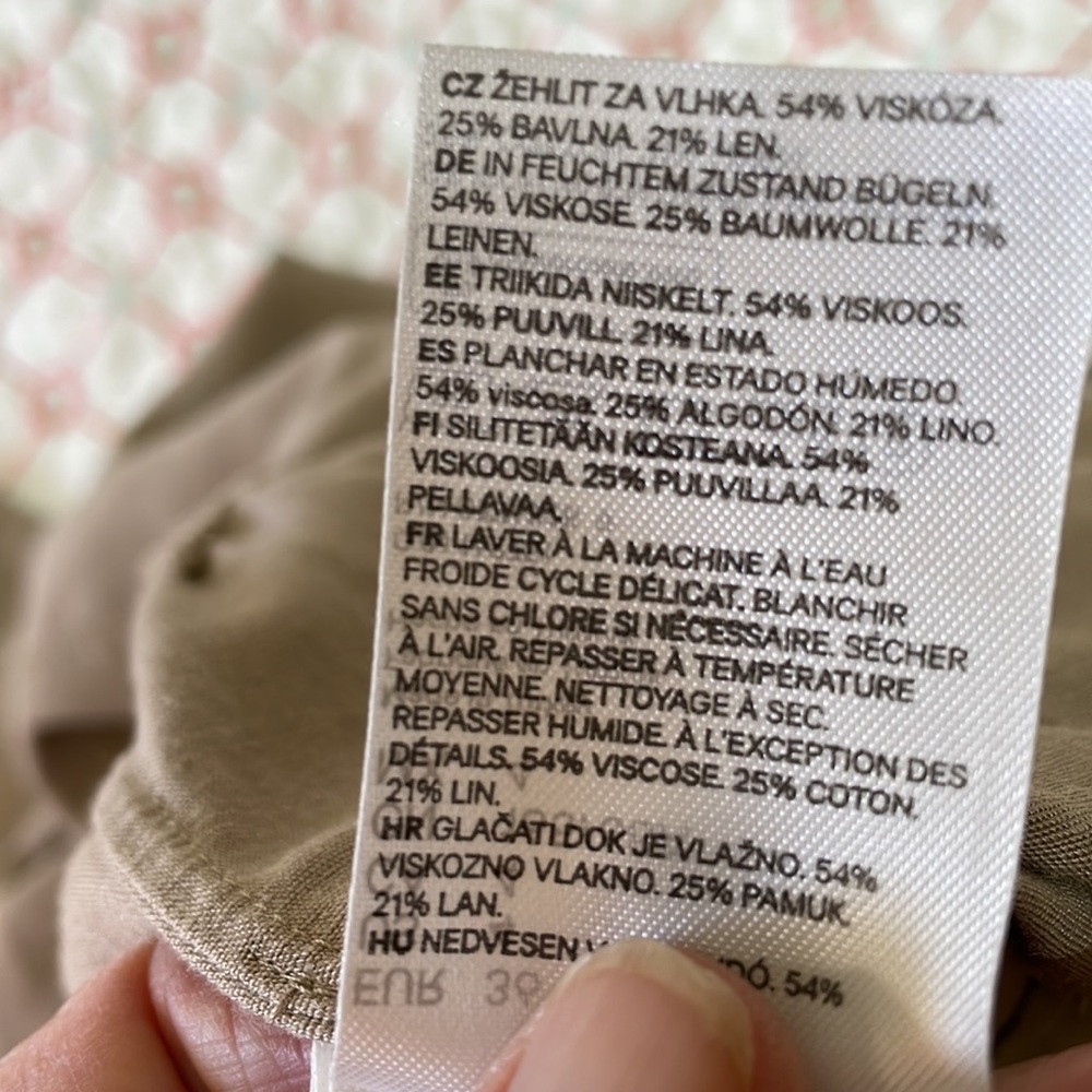 H&M utility cargo jumpsuit - Picture 9 of 9